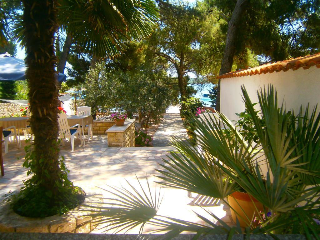 Bed & Breakfast Pansion Rade Hotel Pirovac Exterior photo